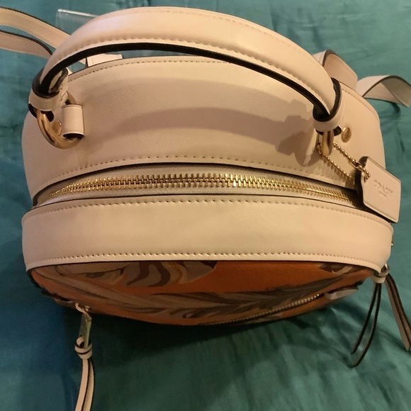 coach banana leaves backpack Coach Jordyn Banana Leaves Print Backpack! NWOT